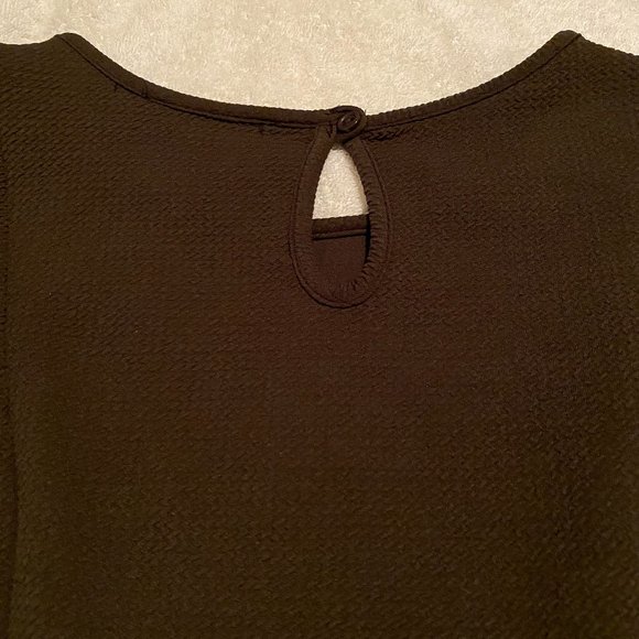 Casual dress - Picture 2 of 9